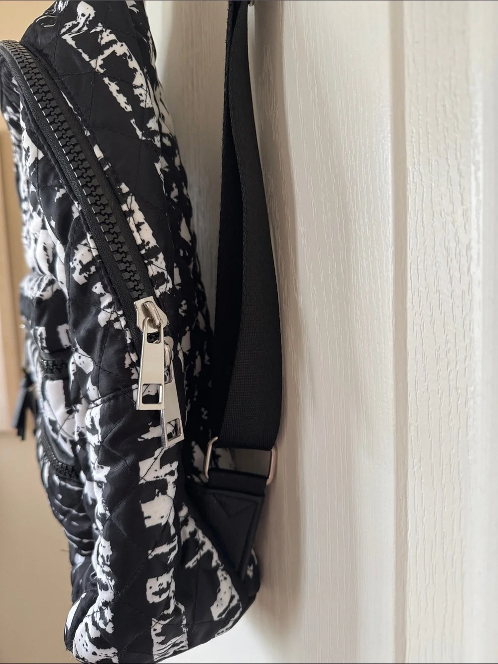 SONDRA ROBERTS SQUARED Black White Quilted Backpack Sporty Abstract Geometric